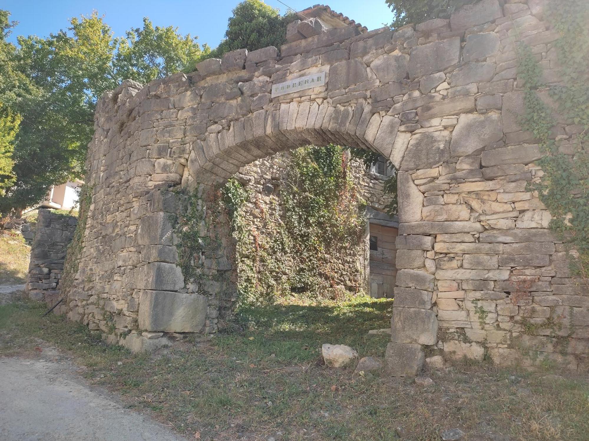Studio Apartman Bari Buzet Luaran gambar