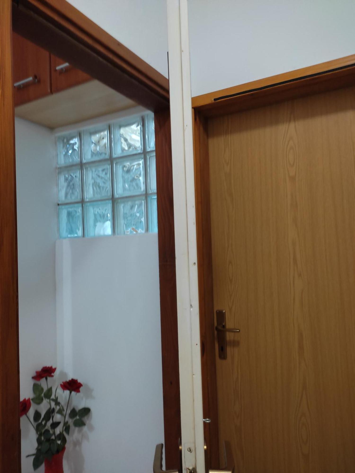 Studio Apartman Bari Buzet Bilik gambar